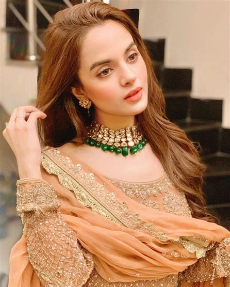 Komal meer age, family, education, house, husband, dramas, networth and biography#komalmeer #komalmeerfamily #komalmeerdrama #komalmeerbiography#qurbatein. Komal Meer - She was raised in pakistan and completed her ...