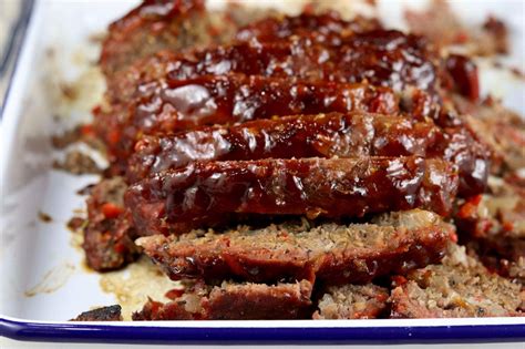 Check the meatloaf's temperature while it is still in the oven by inserting the meatloaf needs to be cooked to an internal temperature of at least 160 f. 2 Lb Meatloaf At 375 : Hidden Liver Meatloaf Made It ...