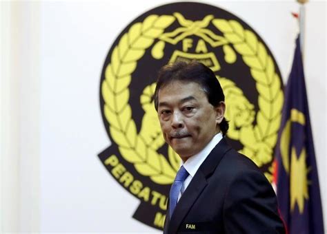 Wikipedia is een online encyclopedie die ernaar streeft inhoud te bieden die vrij herbruikbaar, objectief en verifieerbaar is. Tengku Arif Bendahara Ibrahim And His Third Wife Czarina ...
