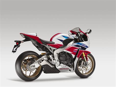 Honda cbr 1000rr forums since 2003 a forum community dedicated to honda cbr 1000rr motorcycle owners and enthusiasts. Racing Cafè: Honda CBR 1000 RR SP 2014