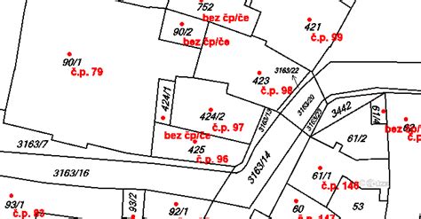 Mariánský sloup zdobí socha panny marie s jezulátkem a řada dalších soch světců. Ivančice 97 na parcele st. 424/2 v KÚ Ivančice ...
