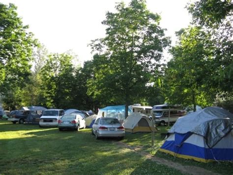 Meet the reamers, a family of four living at a nudist camp. Bare Oaks Family Naturist Park - East Gwillimbury, ON ...