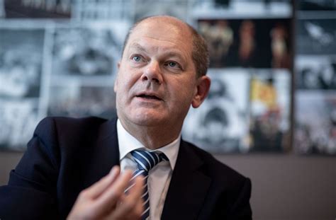 Born 14 june 1958) is a german politician serving as federal minister of finance since 14 march 2018 and as acting chairman of the social democratic party (spd) since 13 february 2018. Vizekanzler Olaf Scholz: Konzerne sollen Diesel ...
