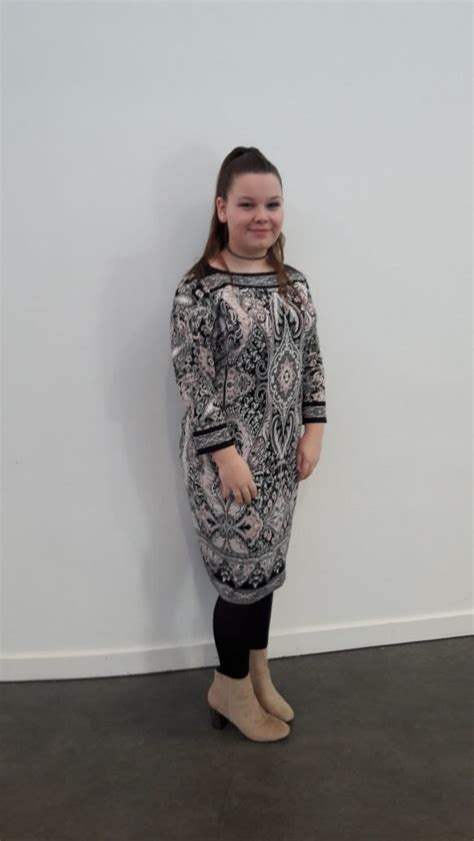 Ny leveranse vil ikke være ute i butikkene før i starten av januar. SAYS17 Finalist, Sophie Elise aged 12 from Abingdon, Oxon ...