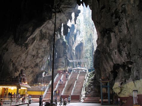 Things to do in batu caves. Batu Caves 5 | The flight of stairs lead from this large ...