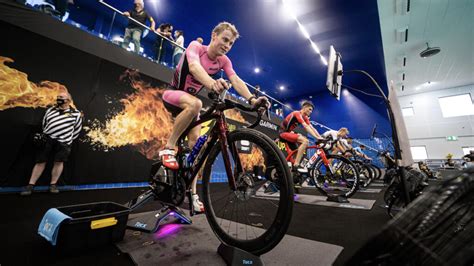 Privé de compétition en raison du virus, puis d'une chute. Arena Games Rotterdam: Van Riel dominiert, Coldwell eiskalt