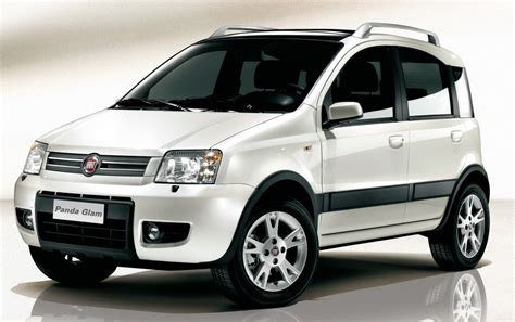 Maybe you would like to learn more about one of these? Fiat Panda 4x4 Glam Edition afbeeldingen : Autoblog.nl