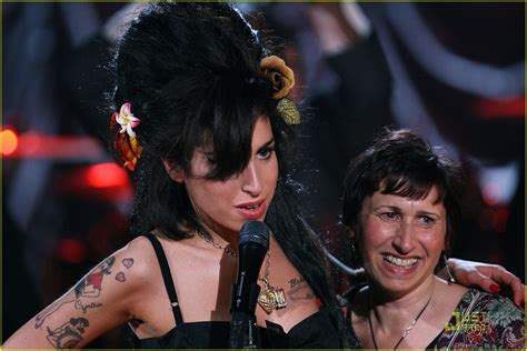 Select from premium amy winehouse of the highest quality. Amy Winehouse's Last Time On Stage - Video: Photo 2563167 ...