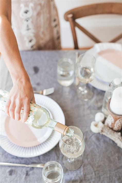 The ultimate dinner party playlist: An Indie Dinner Party Playlist - Advice from a 30 Something