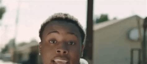 The video has been shared more than 150,000 times on twitter and liked more. Know CemSim: Juju On That Beat Girl