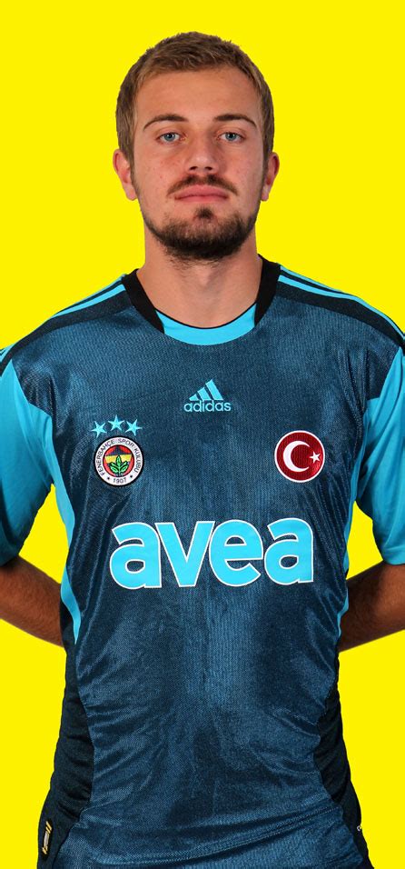 Fehmi mert günok is a turkish footballer who plays as a goalkeeper for i̇stanbul başakşehir and the turkey national team. fehmi mert günok #216852 - uludağ sözlük galeri