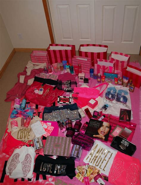 Secret santa/ victoria secret gift basket! My Victoria's Secret!! #VictoriasSecret #PINK | Cute ...