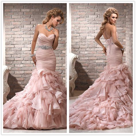 A soft blush color and floral embroidery makes this the perfect dress for a garden wedding. China Strapless Sweetheart Neckline Hot Pink Mermaid ...