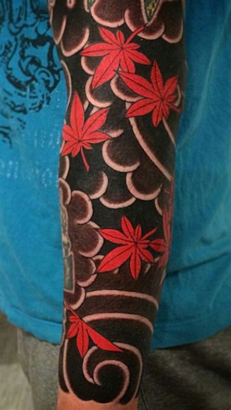 Tattooed mark was used to be performed as punishment in ancient japan, it has now evolved to a form of modern art as it is known today. Pin by Dario Buzanic on cool in 2020 | Japanese tattoo ...