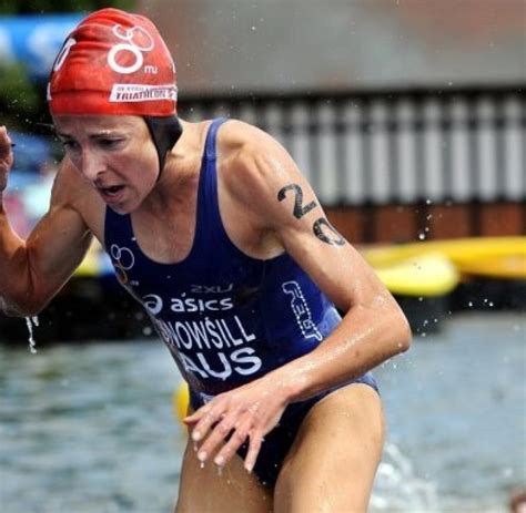 Triathlon ist ein sportlicher dreikampf bestehend aus schwimmen, radfahren und laufen für frauen und männer. Triathlon-Olympia: Einspruch von Olympiasiegerin Snowsill ...