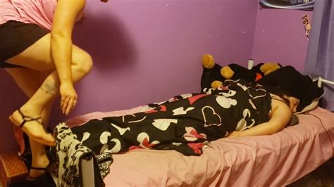 I was always tall for my age and lanky, with long strong legs. Mom Grinding On Sister For Fun - YouTube