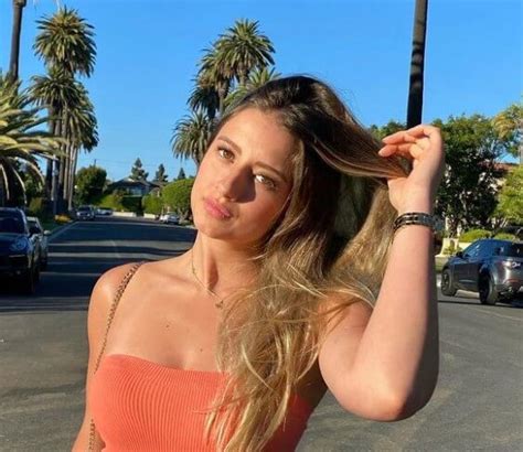 Gönüllüler kadrosunun başarılı isimlerinden olan aleyna kalaycıoğlu, birçok sayıyı alarak kadrosunun kazanmasına neden olmuştu. Aleyna Kalaycıoğlu Kimdir? Nereli? Boyu, Kilosu, Kaç yaşında?