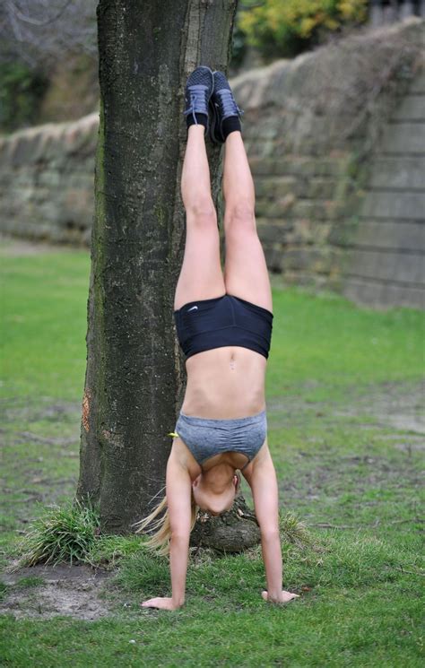 Лучшие фильмы — top 250. MELISSA REEVES Workking Out in Short Shorts and Crop Top ...