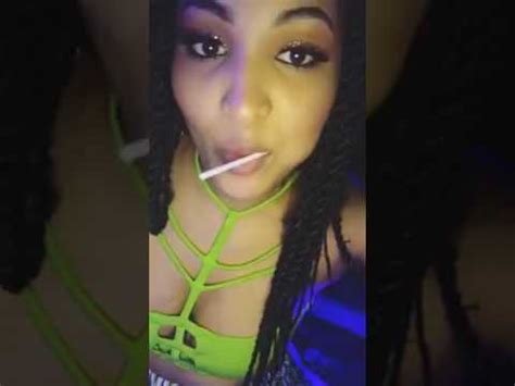 So having no real experience to draw from, i did my best. Shenseea show how she give head - YouTube