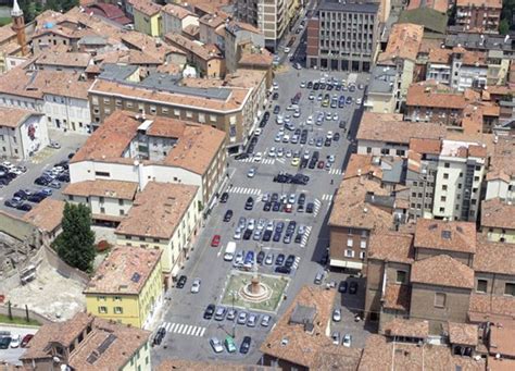 Seleccione zona básica de salud. RIQUALIFICAZIONE DI PIAZZA MARTIRI PARTIGIANI A SASSUOLO