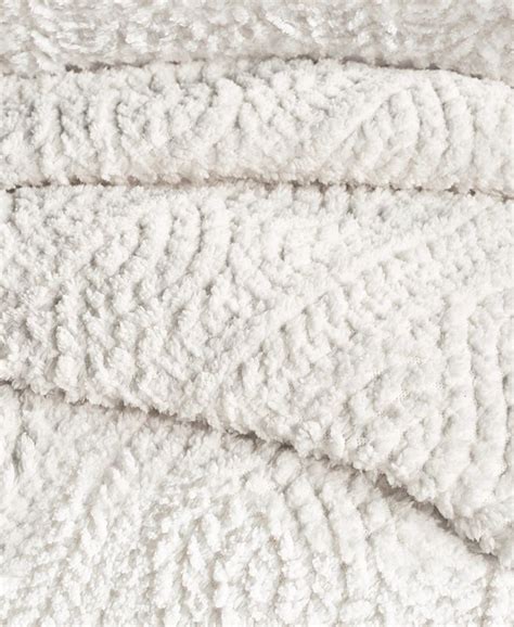 Size name:king/cal king | colour name:navy. G.H. Bass & Co. G.H. Bass Cable Knit Sherpa King Comforter ...