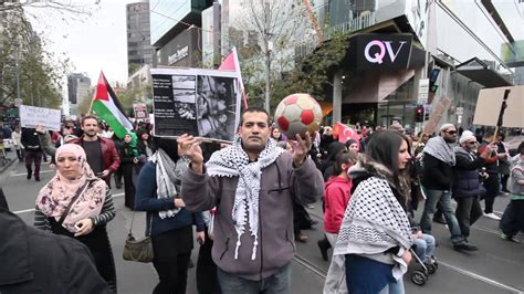 Large crowds were seen in melbourne credit: Melbourne Protest In Solidarity With Gaza - YouTube