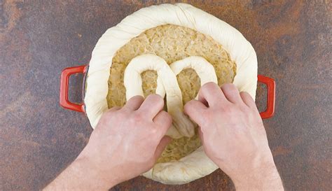 In questa torta salata ai fagiolini, cosi come in tutte le torte salate, si utilizza il lievito istantaneo, io uso quello paneangeli bustina color giallo, è ottimo. Torta salata per la festa della birra tedesca | Con crauti ...