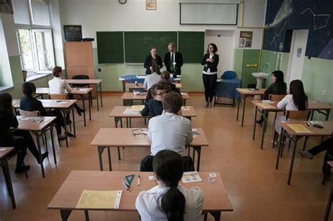Egzamin zawodowy to egzamin potwierdzający kwalifikacje w zawodzie. Egzamin Zawodowy 2018 - ODPOWIEDZI, ARKUSZE CKE, PYTANIA ...