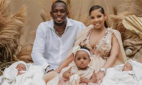 Последние твиты от usain st. Usain Bolt and partner welcome newborn twins Thunder and ...