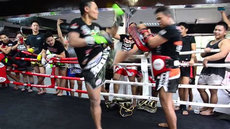 Book your class now on klook, with both join in and private classes available! SAENCHAI Muay Thai Crazy Record: 31 kicks in 16 seconds at ...