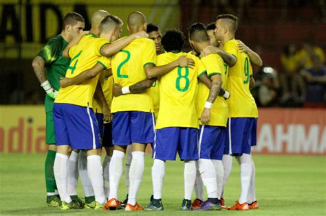 gazeta esportiva a seleção olímpica entrou em campo na manhã deste sábado e venceu a coreia do sul por 3 a 1 em amistoso disputado no cairo, capital do egito. Seleção Olímpica masculina de futebol enfrenta Nigéria e ...