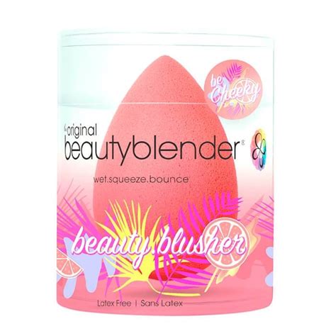 Effortlessly blends cream and powder blushes with exact precision and the same performance as the original beautyblender. Спонж для макияжа Beautyblender Beauty.Blusher Cheeky ...