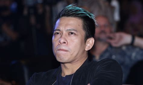 Langsung saja simak informasi yang dirangkum dari berbagai sumber berikut ini Gaya Rambut Ariel Noah Dari Dulu Sampai Sekarang - Media ...