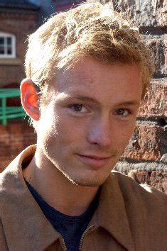 4:04 teen sofa missionary sex. Normal Gay Guys - Voyeur Rooms