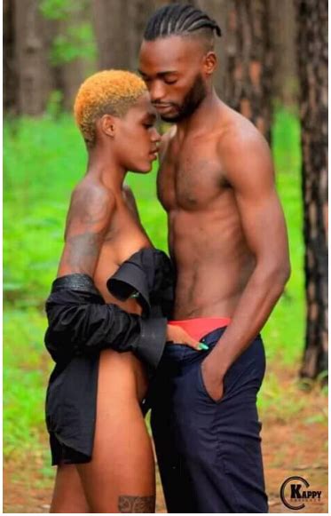 Maka langsung saja berikut adalah. +18: Couple go viral after these naked photos of them surfaced online - Information Nigeria