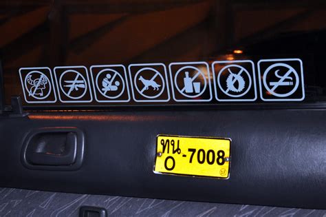 Everything here is free and you can find and enjoy watching photos of all kinds of action: Insolite à Bangkok: sexe interdit dans les taxis