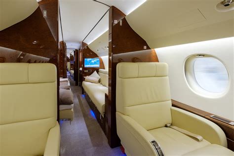 However, the falcon 900lx has a maximum cabin altitude of 8,000 feet. Falcon 7X | US Aircraft Sales Inventory | Used Planes For Sale