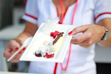 Hij verwierf bekendheid door zijn pralines en chocoladeconcepten. Pictures Pure! Bruges & culinary festival Kookeet | Pure ...