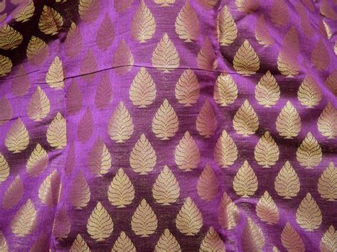 banarasi-fabric-purple-brocade-fabric-by-the-yard-costume-fabric,-blended-art-silk-fabric-indian