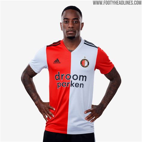 Seit 2016 trägt er die rückennummer 10, nachdem er zuvor jahrelang überwiegend mit der trikotnummer 8 für deutschland auflief. Feyenoord 20-21 Heimtrikot veröffentlicht - Nur Fussball