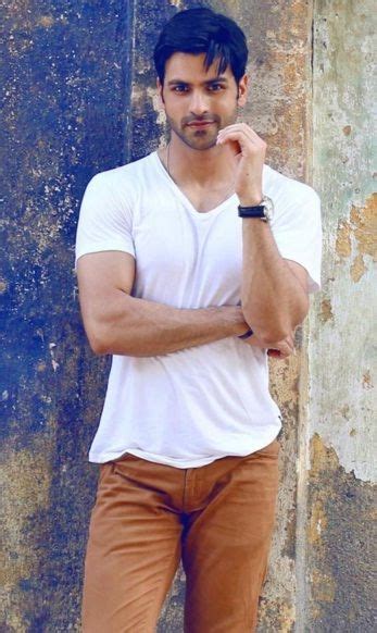 Get other latest updates via a notification on our mobile app. Vivek Dahiya Age, Height, Wife, Family, Biography & More ...