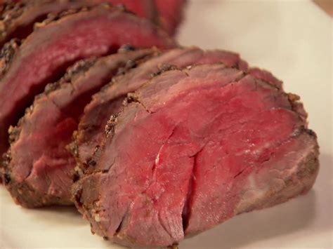 It sits beneath the ribs next to beefs'. Beef Tenderloin Ina Garten - Slow Roasted Beef Tenderloin ...