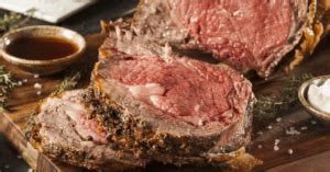 Just toss your favourite veg in some olive oil, seasoning with salt and pepper, and lay the roast on top. What to Serve with Prime Rib (18 Savory Side Dishes ...