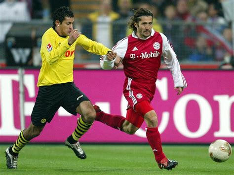 Champions league winner (2001) and world champion (2001) with. Lizarazu: "In Dortmund brennt die Luft"