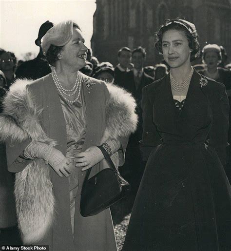 Following this, she went back to greece where she established an order of greek orthodox nuns. Pin on Royals