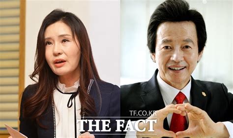 허경영 측은 최사랑의 일방적인 주장이며 모두 거짓말이라며 전면 부인했다. TF인터뷰 허경영 보좌관 "허경영-최사랑 사실혼? 말도 안 된다 ...