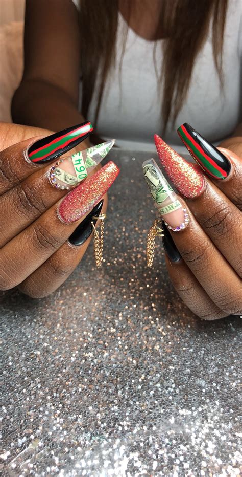 According to the bureau of labor statistics, the median hourly wage for a nail technician in the us was $11.17 as of may 2017. Someone said Moneyyyyy 🤑 IG : @nail.snob | Celebrity nails ...