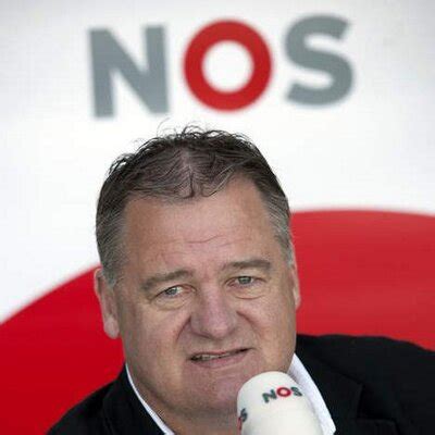 Ik ben toegewezen aan onze stoutmoedige sportverslaggever en zijn leuke toupet. Frank Snoeks (@SnoeksFrank) | Twitter