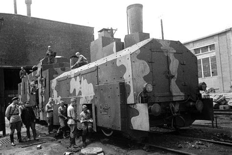 Experimental chinese rail gun aboard a landing craft. Pin on Soviet WW2 Railway