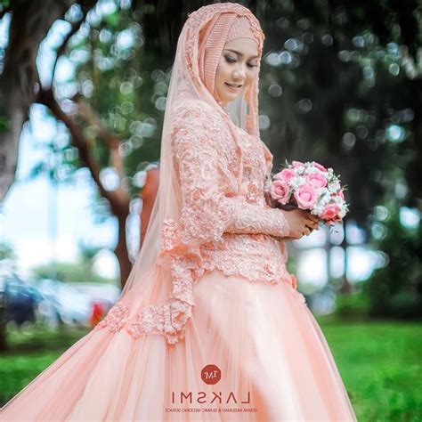 We did not find results for: 40 Contoh Gaun Pengantin Muslimah Warna Pink - Ragam Muslim